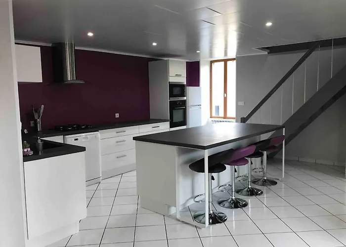 Maison Au Coeur De L Auvergne Pour 15 Personnes