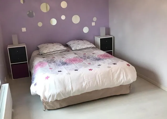 Maison Au Coeur De L Auvergne Pour 15 Personnes Mareugheol